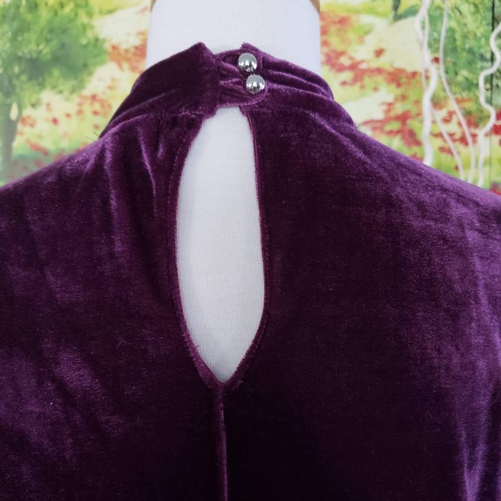 Velvet tops - Picture 4 of 8
